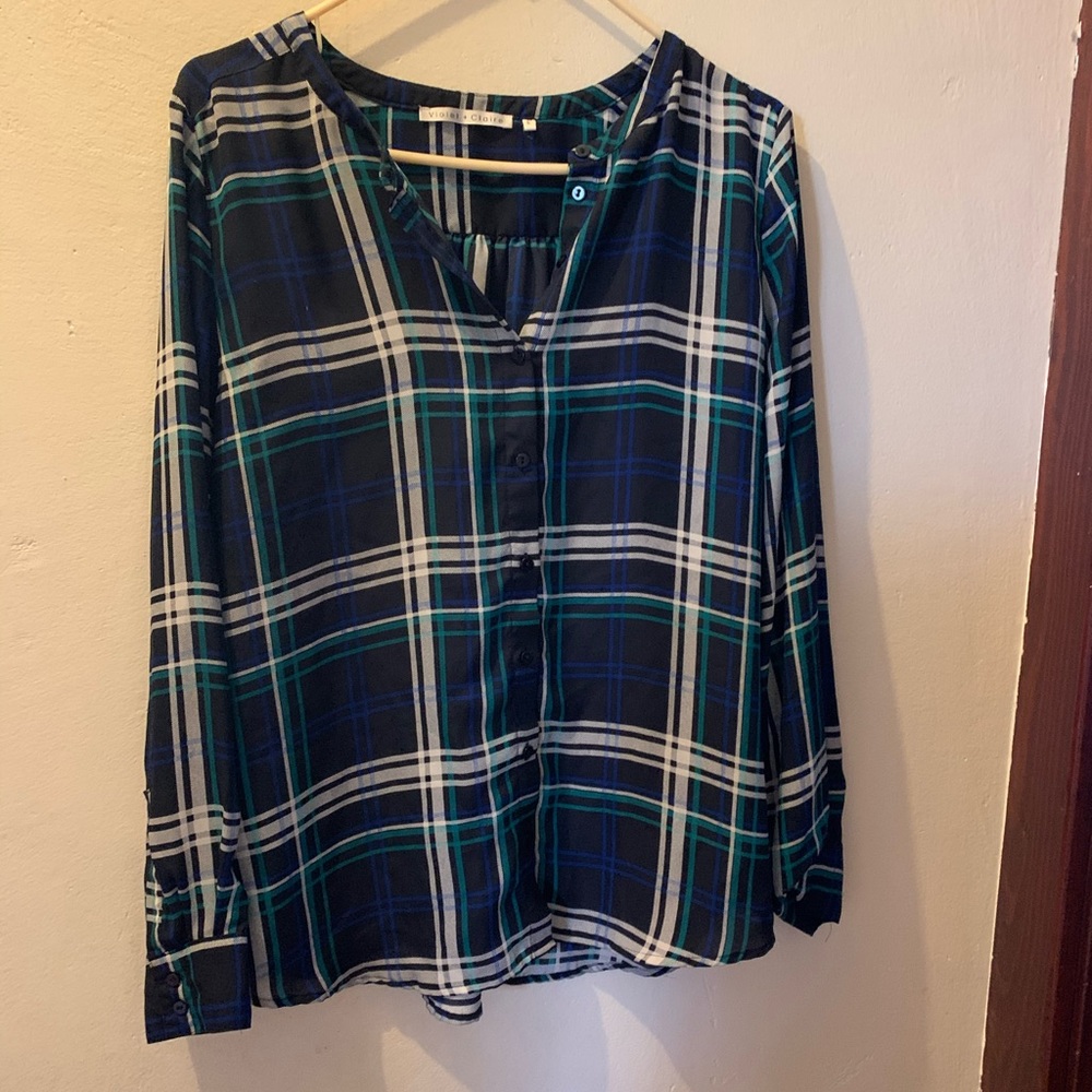 Pretty Violet and Claire long sleeved button up